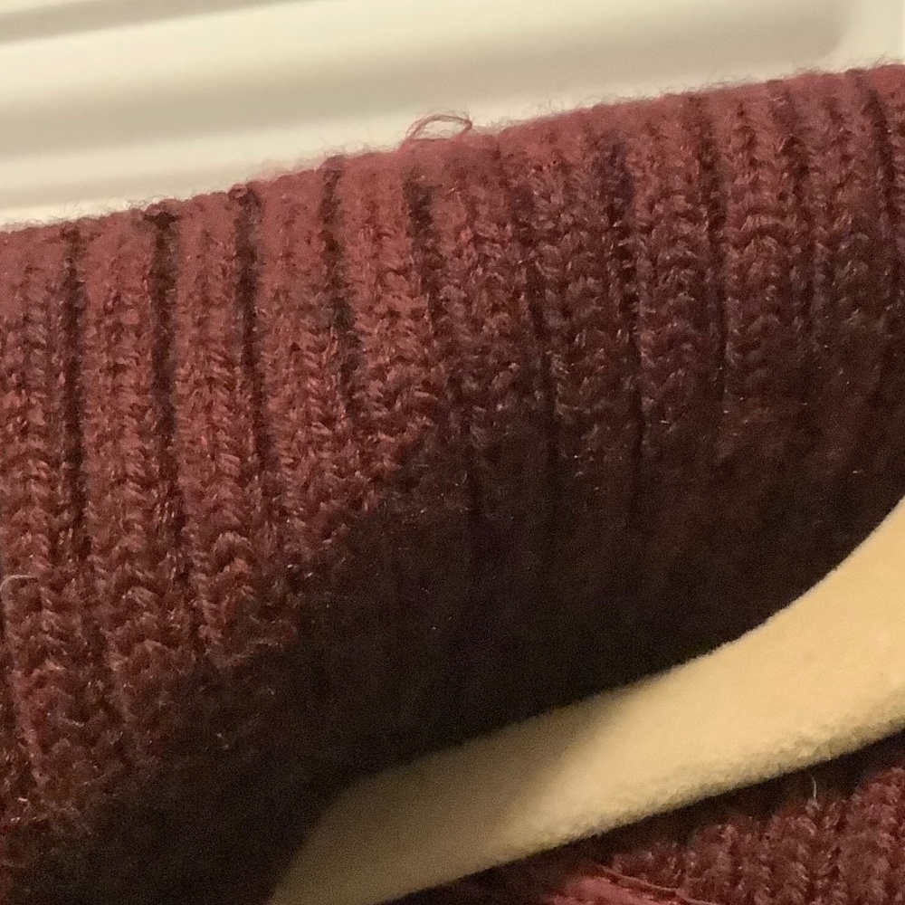 Eddie Bauer| Wool Blend Knit and Down Cardigan Burgundy Wine Slit Pockets Sz M - Picture 7 of 9